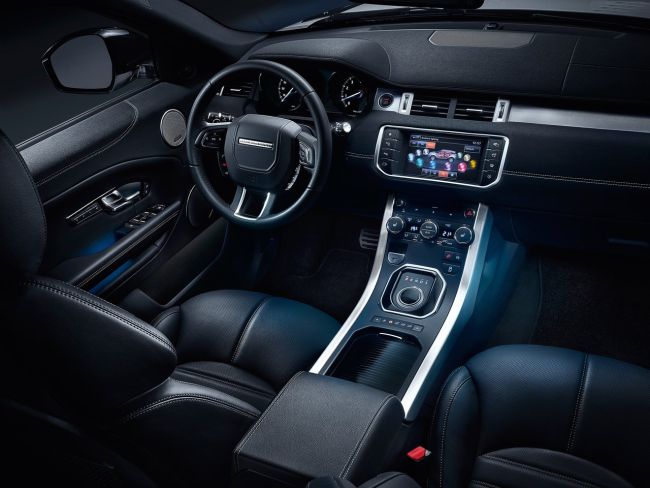 2017-Range-Rover-Evoque-Interior